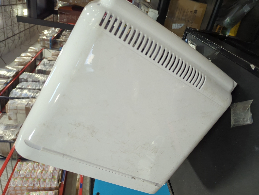 Mini Portable Fridge,6L Capacity,Portable Compact Refrigerator, Small Skin Care Fridge,for Skincare Beverage Food Medication Drink,for Home Office Car