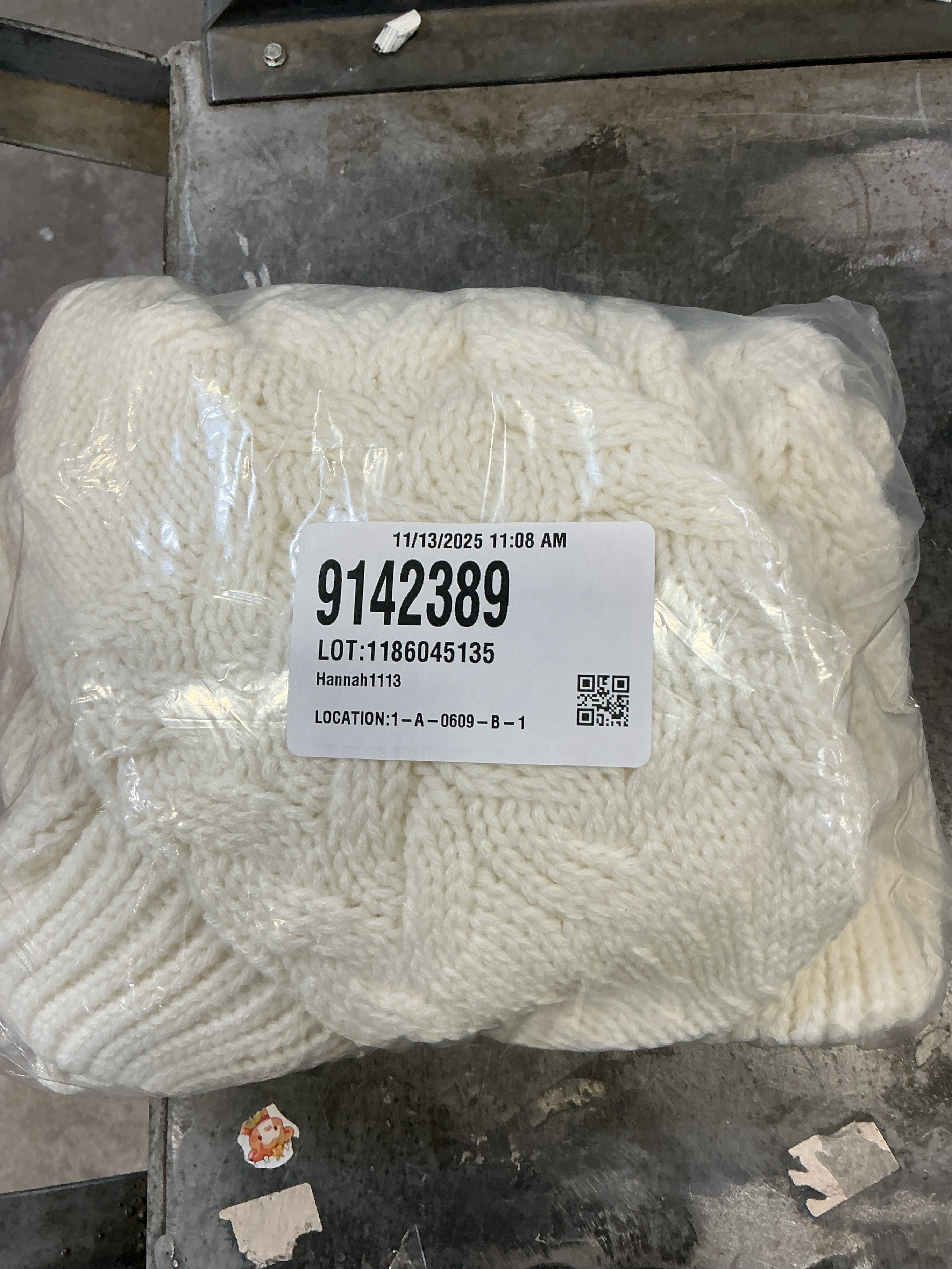 18 Inches Christmas Stockings Knit Xmas Stockings Large Fireplace Hanging Stockings for Family Christmas Decoration (Ivory, 4)