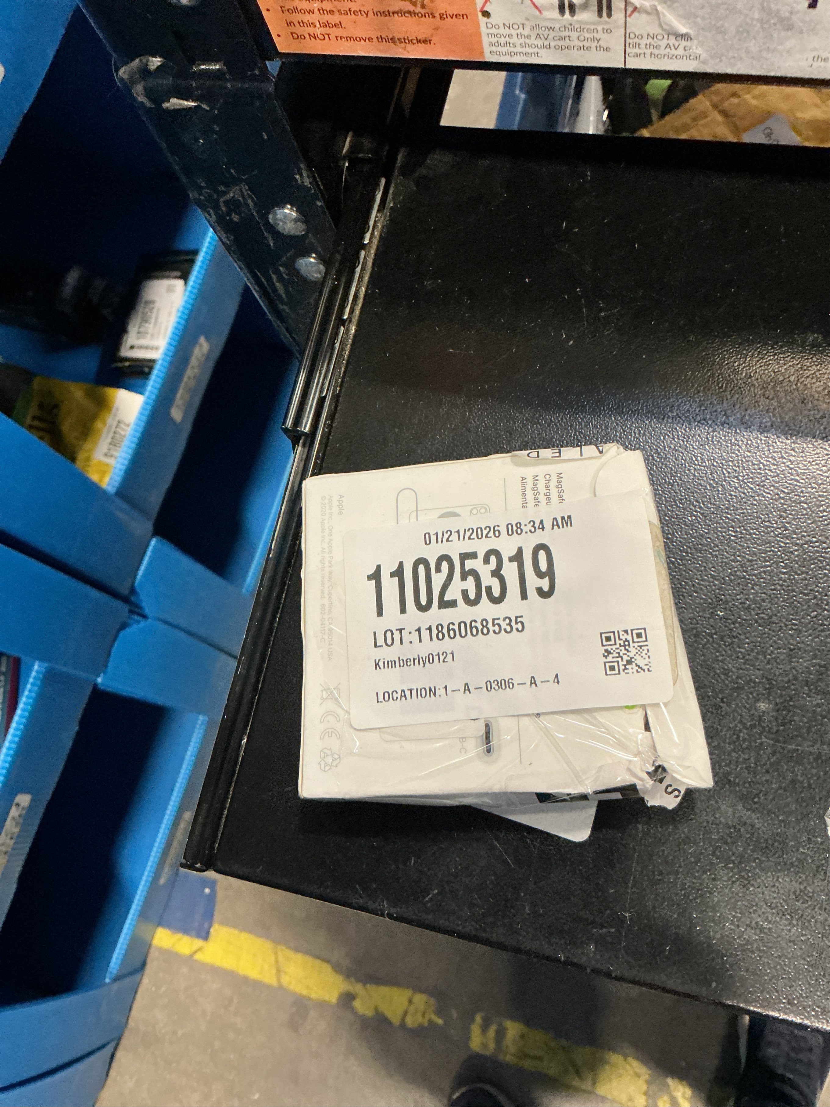 Apple MagSafe Charger for iPhone and Airpods