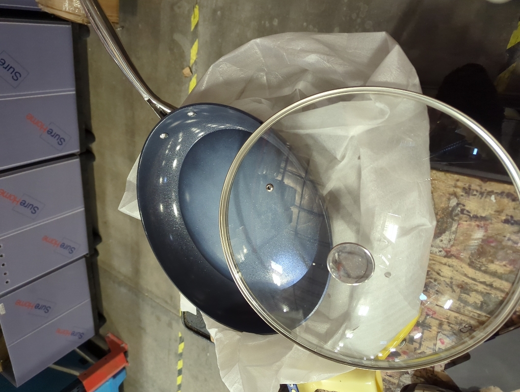 KOCH SYSTEME CS 14 Inch Large Frying Pan with Lid, Nonstick Skillet with Ceramic Interior, Large Fry Pan for Family & Commercial Cooking, Frying Pan Nonstick, Oven Safe & Induction Compatible, Blue