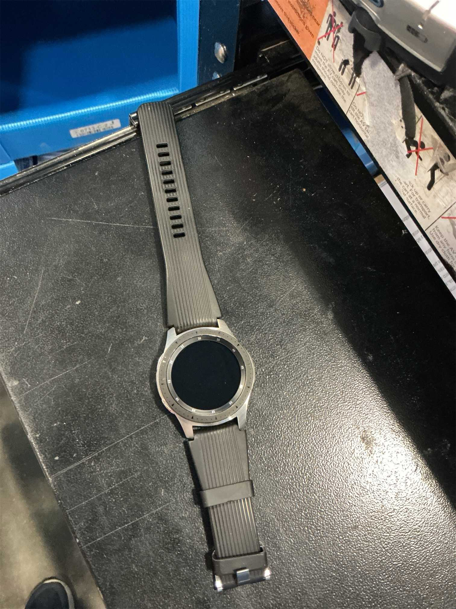 Samsung Galaxy Watch 2019 (46mm) Bluetooth, Wi-Fi, GPS Smartwatch, SM-R800 - International Version (Silver)