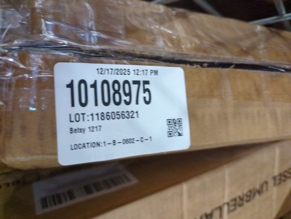 FUIN 6ft Wooden Natural Blanket Ladder Living Room Decorative Wall Leaning Farmhouse Quilt Display Holder Rustic Wood Towel Rack for Bathroom