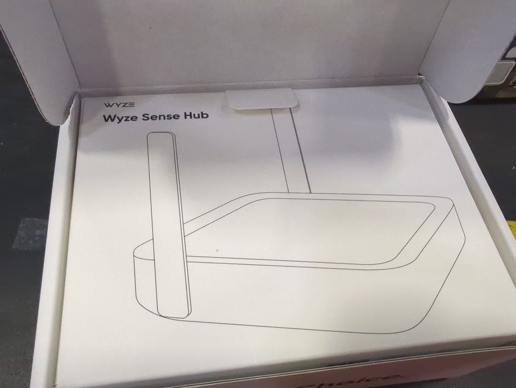 Wireless Home Security Sensor Kit with Hub, Keypad, Motion, Entry Sensors, and 6 Mo. of 24/7 Professional Monitoring