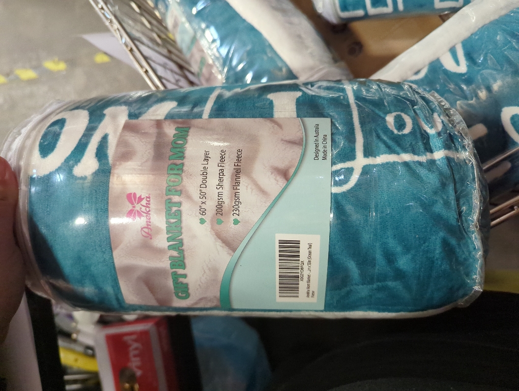 Mom Blanket – Double Layer Sherpa Fleece – Soft Fluffy Throw, Quality Print – 'Thank You Mom, I Love You' – from Daughter, Son – Gift for Birthday, Mother's Day, Christmas, etc. (Ocean Teal)