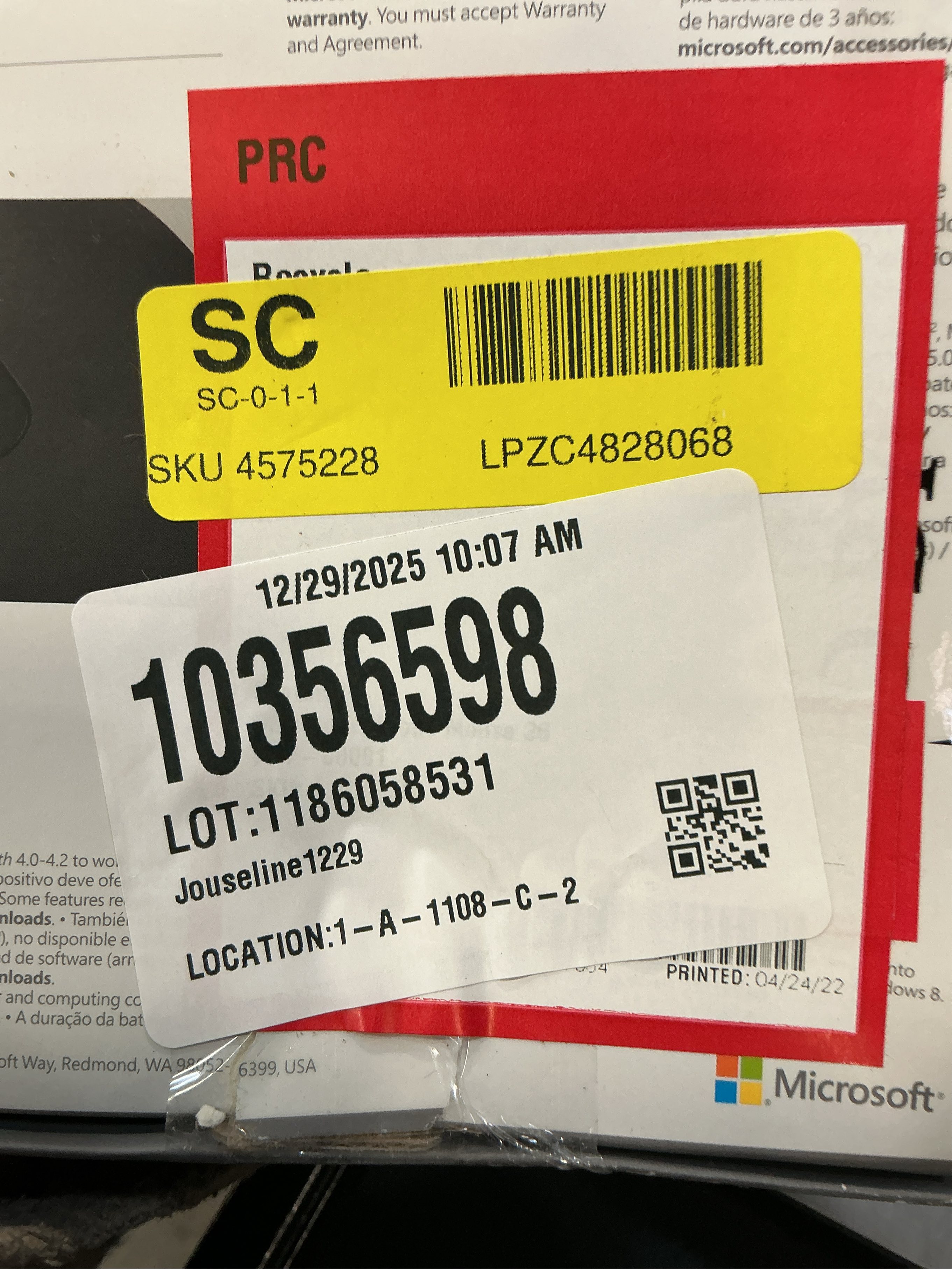 Microsoft Bluetooth Mobile Mouse 3600 Black - Bluetooth Connectivity - BlueTrack Enabled - 4-way Scroll Wheel - Ambidextrous Design