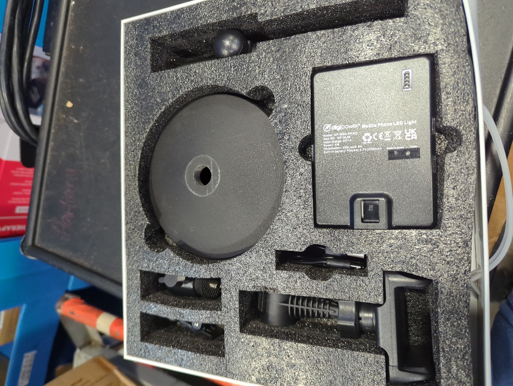 Digipower Achiever Pro Kit Holder