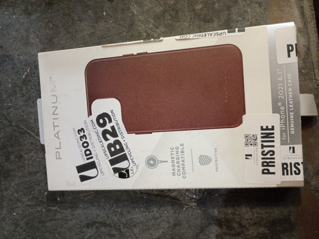 Platinum™ - Horween Leather Case for iPhone 13 - Bourbon