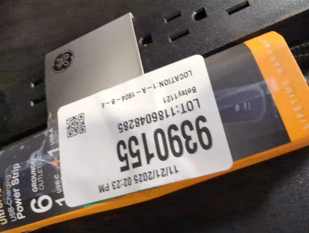 GE 6-Outlet Power Strip with USB, 1 USB-A, 1 USB-C, Outlet Extender, 6 Ft Braided Extension Cord, Flat Plug, Charging Station, Black, 82595