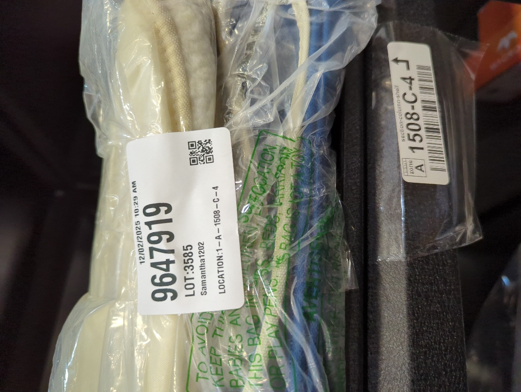 Sturdy Pet Carrier Backpack, Front Pack, Shoulder Bag, Pet Hand Bag, Car Seat Crate, Soft-Sided pet Carrier, Small Animal Travel Carrier, Airline Approved, Size Small for Pets 14-16 Long