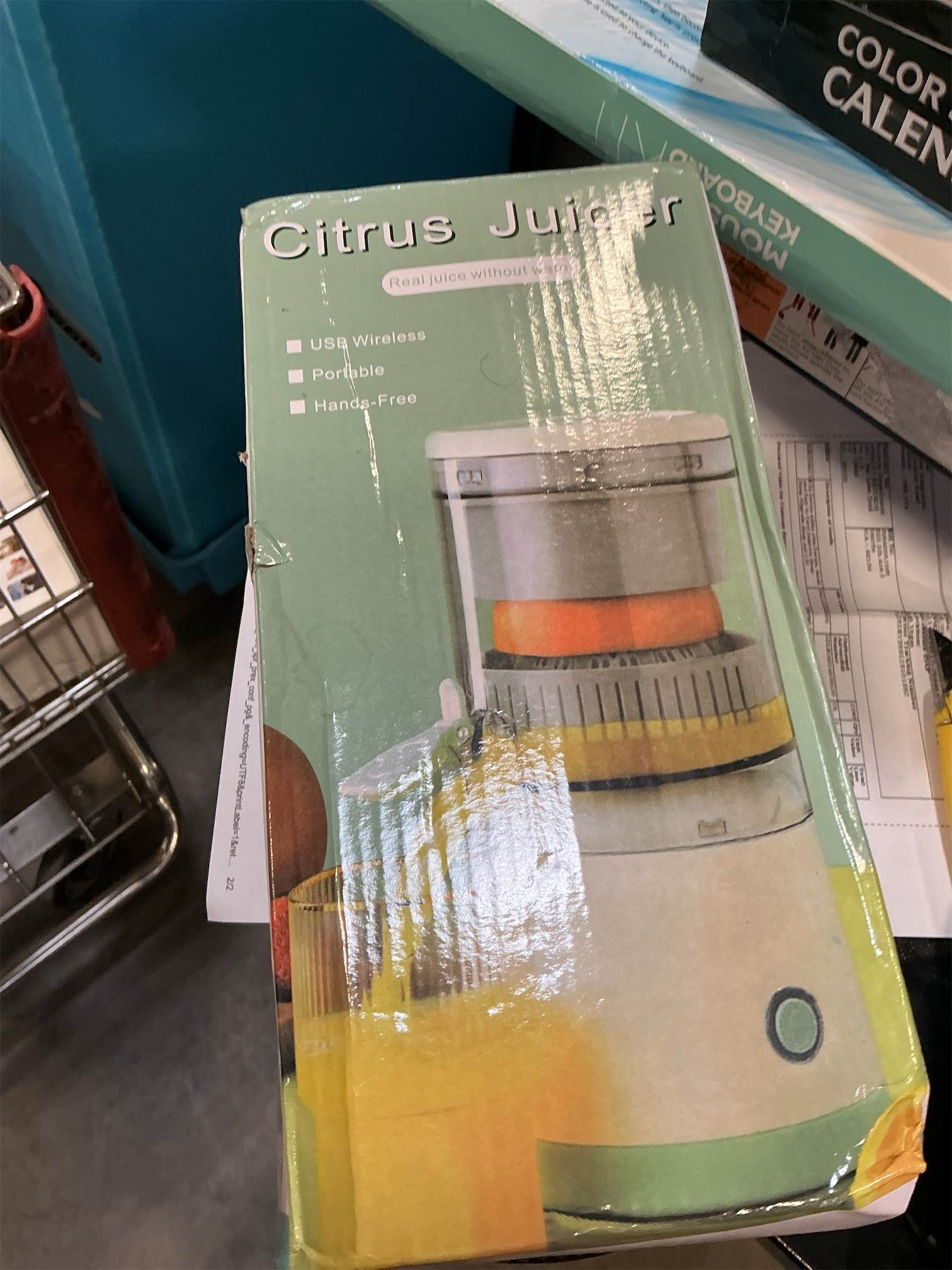 Electric Juicer Rechargeable,Portable Kitchen Gadget for making Orange Juice,Squeezing Oranges,Lemons,Kiwi Fruit,Grapefruits,and Citrus Juices.Comes with USB charging and a Cleaning Brush(Green)