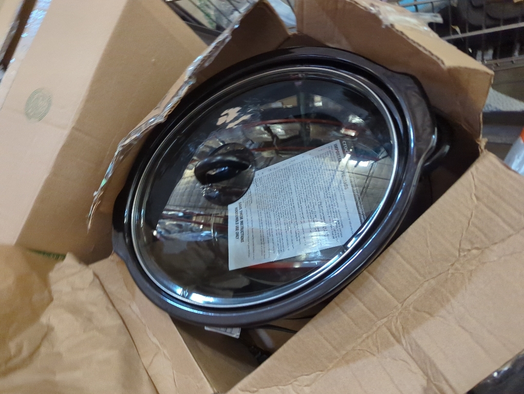 Crock-Pot Large 8-Quart Programmable Slow Cooker with Auto Warm Setting Black Stainless Steel