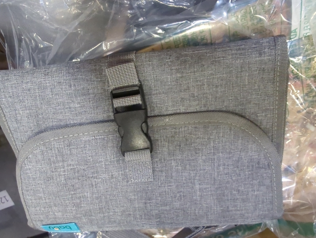 Geosar 3 Pcs Lighted Christmas Wreath, 13.8 Inch LED Christmas Wreaths with Buffalo Check Bow Pine Cone Berry, Small Lighted Xmas Window Wreaths for Front Door Wall Party Decor (Frosted)