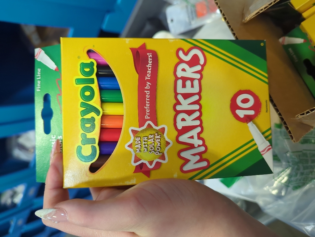 Crayola Fine Tip Markers for Kids 12ct, Bulk School Supplies for Classrooms