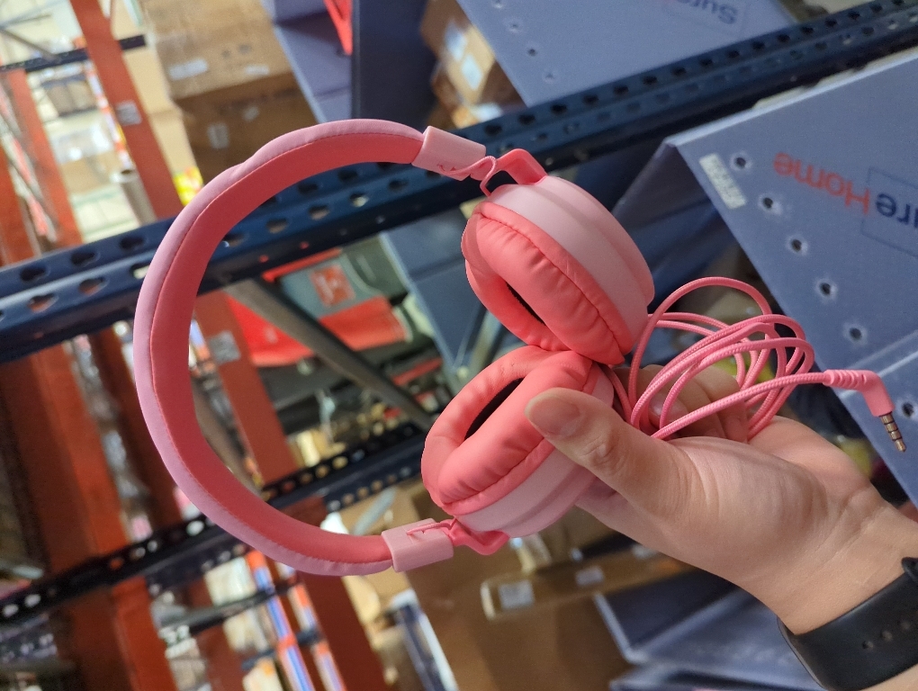 MIDOLA Kids Headphone Wired Volume Limited 85/94dB Over-Ear/On-Ear Foldable Headset with Microphone Hearing Protection Headphones for Toddler Boy Girl Child School Learning Pad Tablet Pink