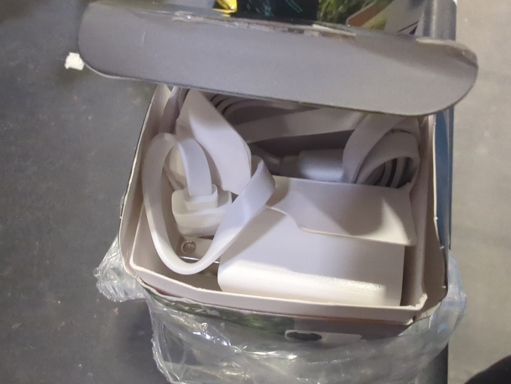 Color White Wyze Cam V4 Plug-in Indoor and Outdoor Smart-Enabled Security Camera