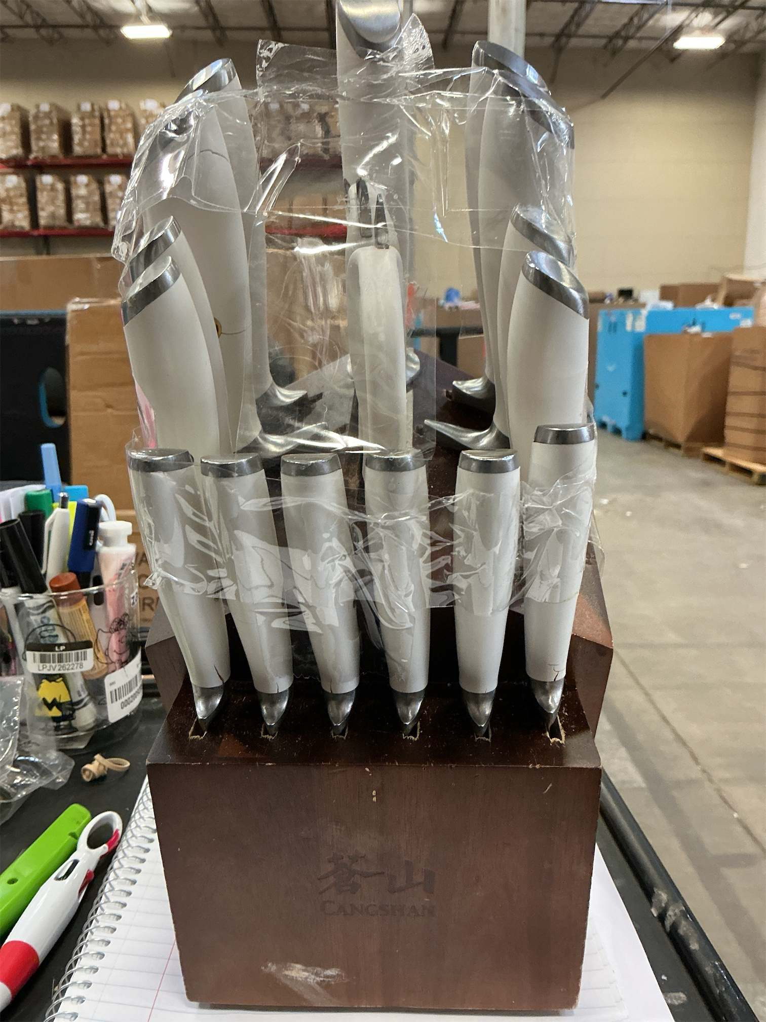 Cangshan ELBERT Series German Steel Forged Knife Block Sets (17-Piece, White)‼️used‼️