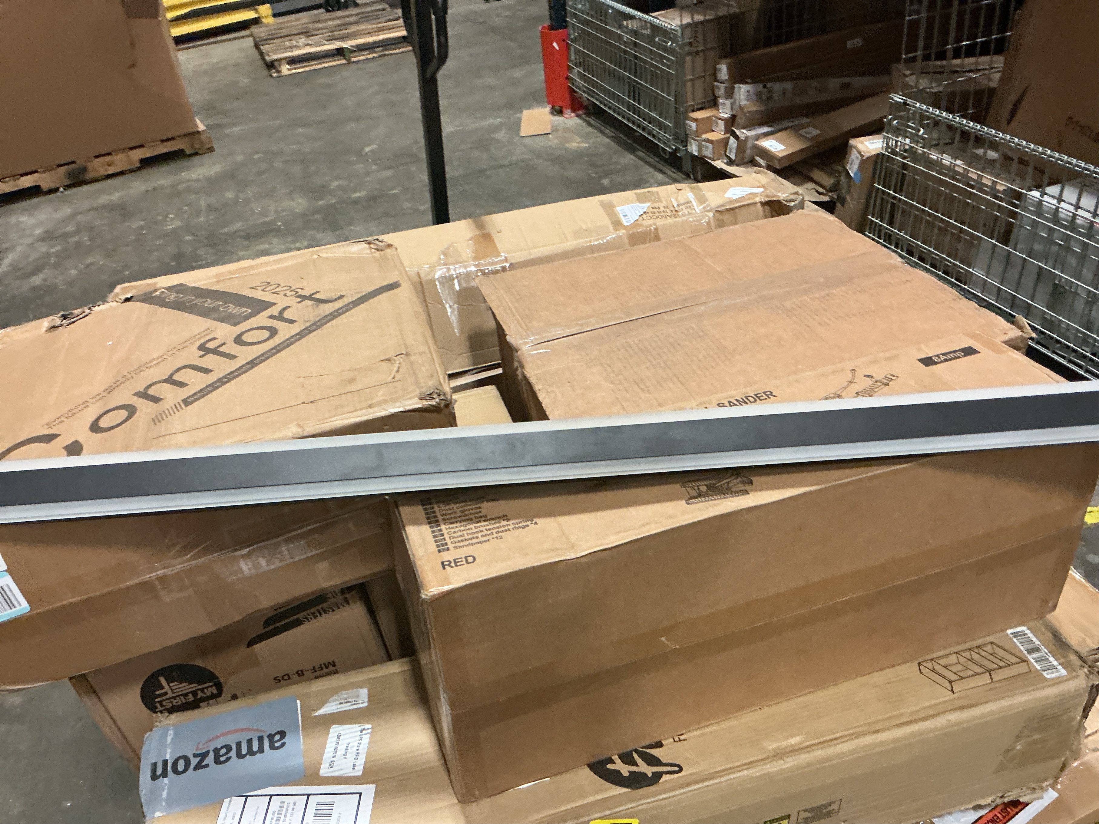 47inch Modern Wall Sconces, Long Linear Outdoor Wall Lights, 3 Color 3000K/4500K/6000K, IP65 Waterproof, Black Exterior Wall Light Fixture for House, Patio, Garage, Garden, House