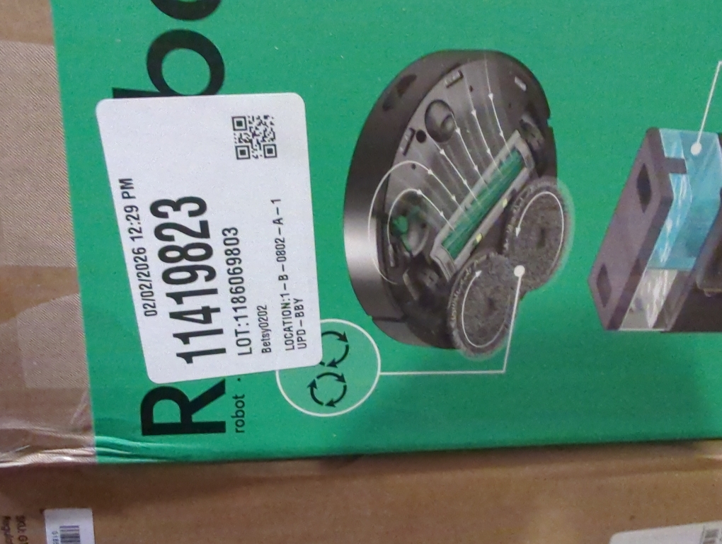 Roomba Plus 405 (G185) Combo 13.2 in. Robotic Vacuum and Mop   with Smart Navigation   AutoWash Dock in Black