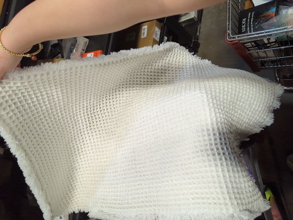 Waffle Bathroom Rugs, Super Absorbent Boho Bath Mats, Non-Slip Shower Mats for Bathroom Floor and Tub, Ultra Soft Waffle Weave Runner Mat, Quick Dry, Cream, 17x24 Inch