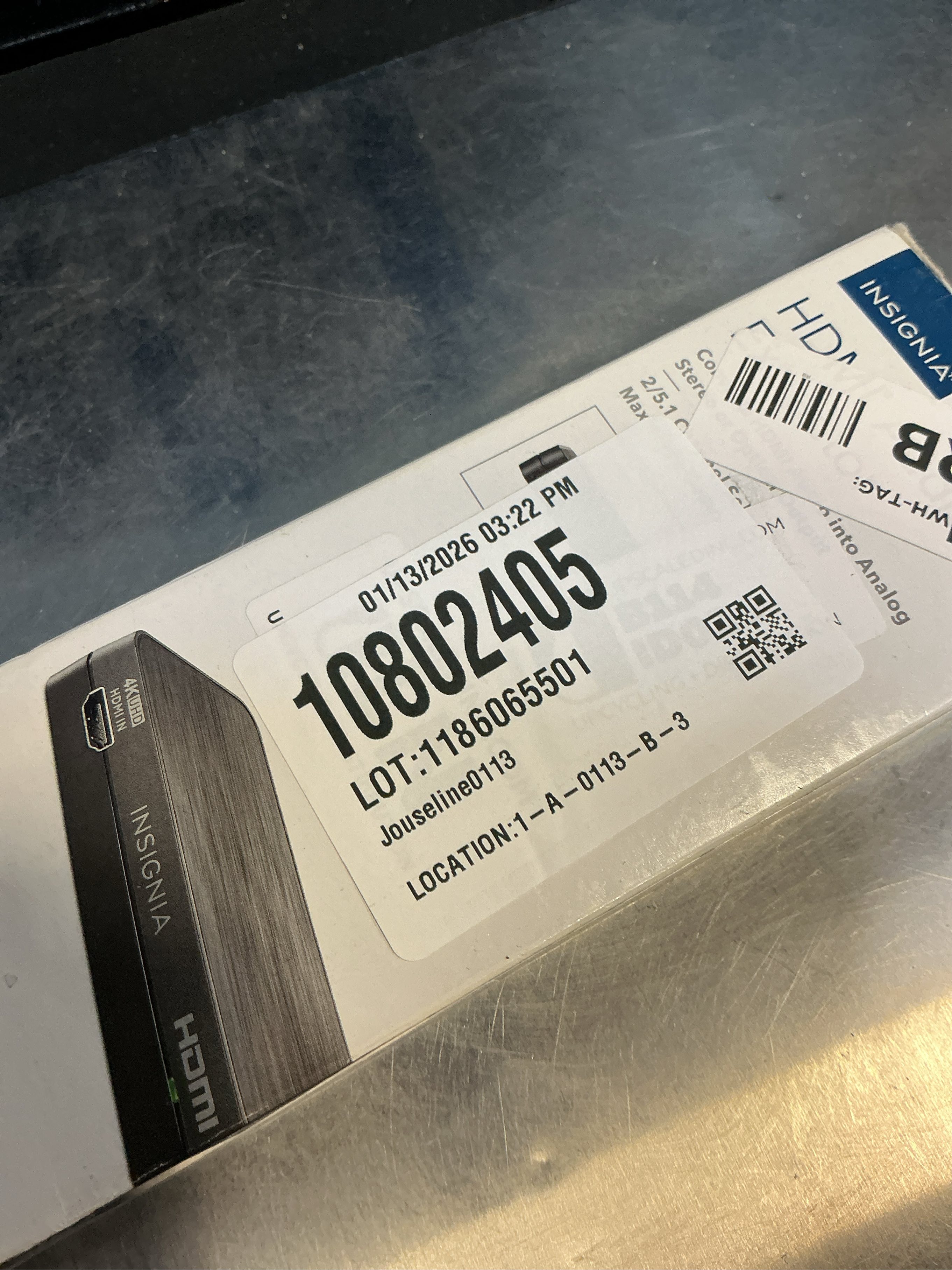 Insignia™ - 3-Port HDMI Switch with 4K and HDR Pass-Through - Black