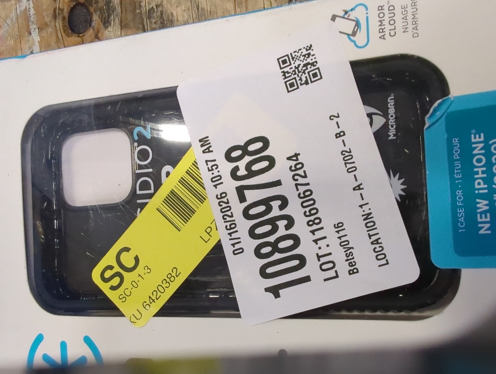 Speck iPhone 12 Case - Drop Protection Fits iPhone 12 Pro & iPhone 12 Phones - Scratch Resistant, Slim Design with Added Grip & Soft Touch Coating - Black, White Presido2