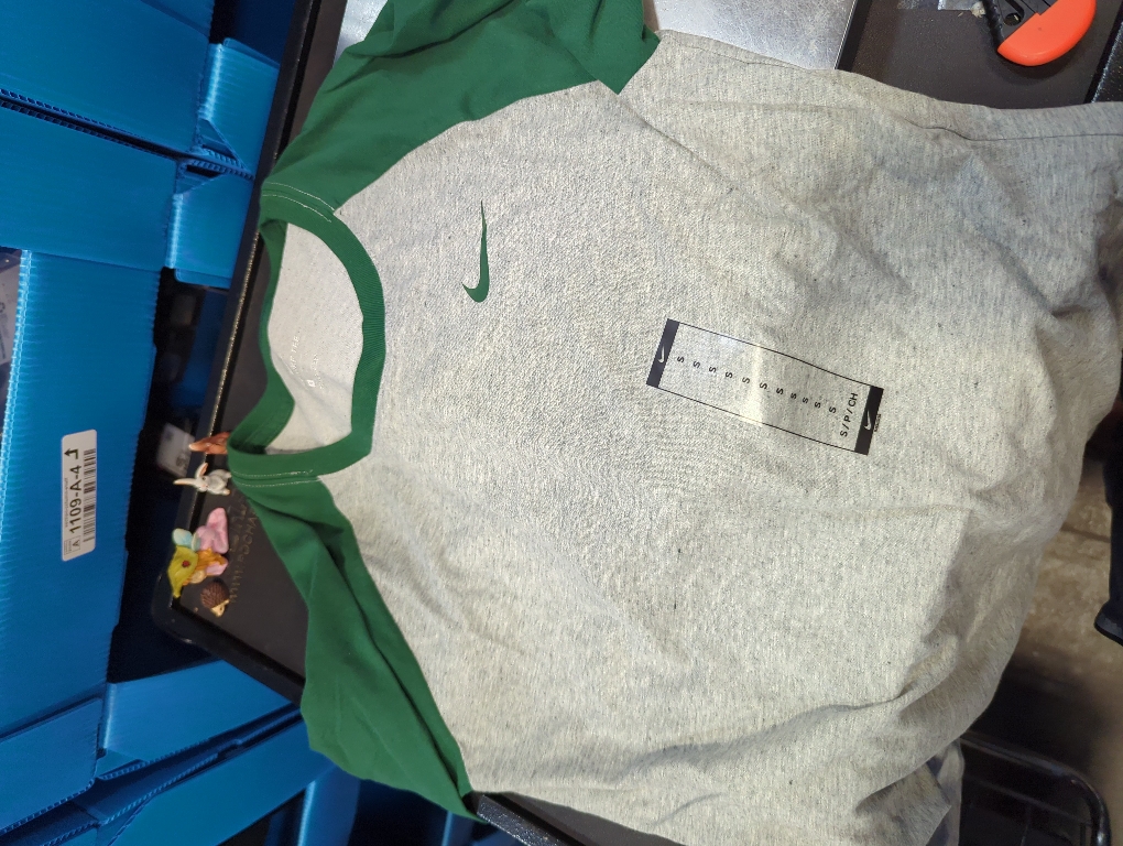 Size/S Nike long sleeve