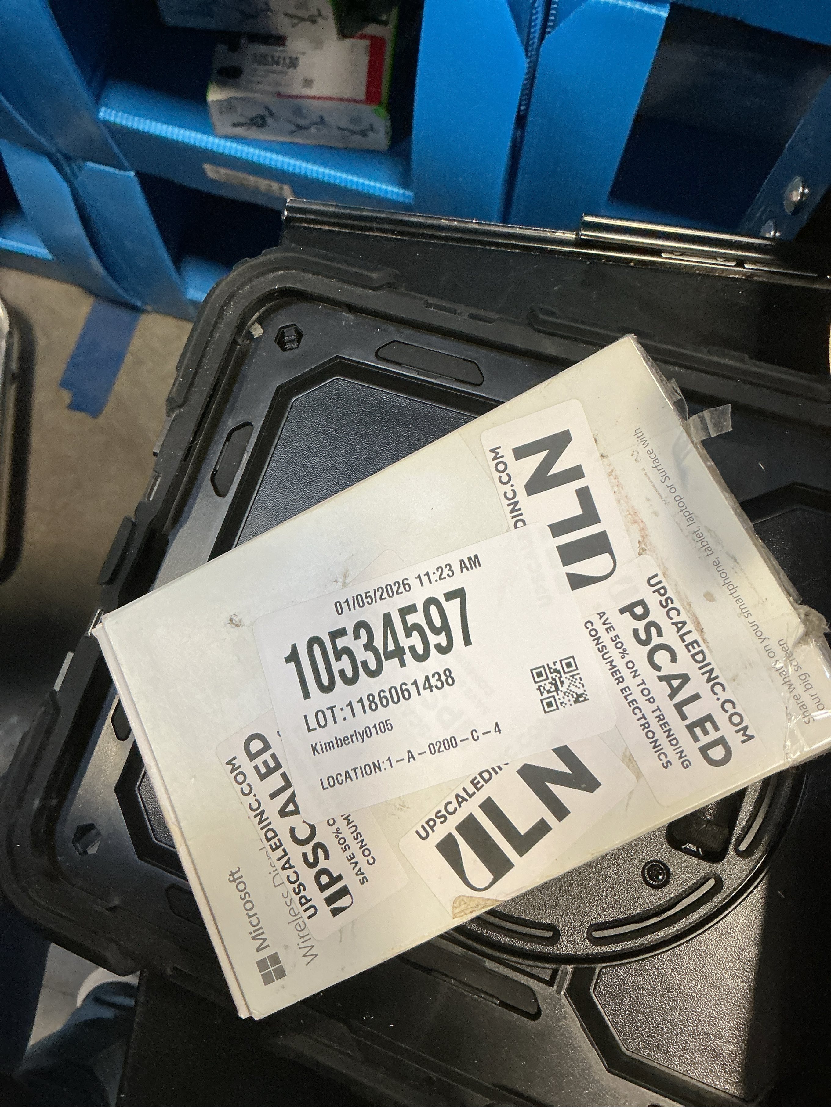 Microsoft P3Q-00021 Wireless Display Adapter V2