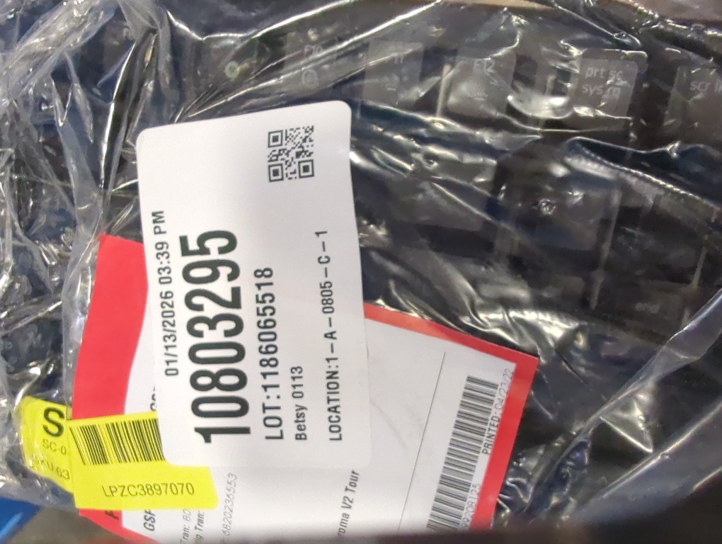 Razer Cynosa Chroma Gaming Keyboard: Individually Backlit RGB Keys - Spill-Resistant Design - Programmable Macro Functionality - Quiet & Cushioned