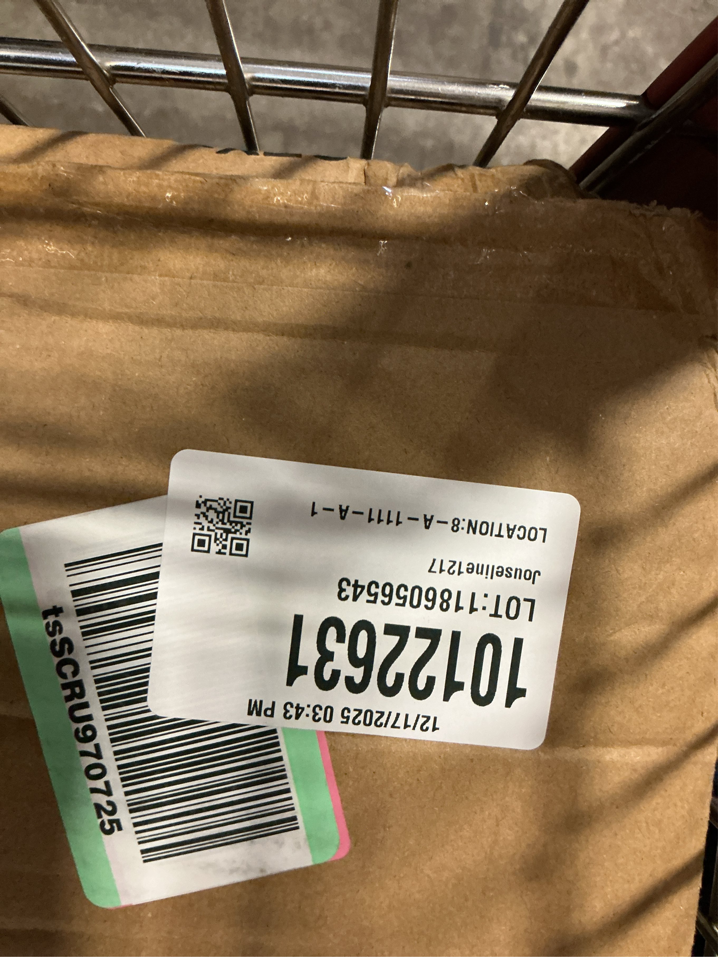 Vibration Plate Exercise Machine - Whole Body Workout Vibration Platform Lymphatic Drainage Machine for Weight Loss Home Fitness with Resistance Bands Remote