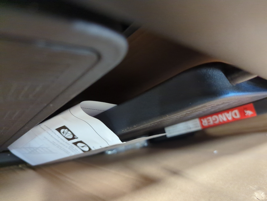 HBTower 5 Step Ladder, Step Ladder Folding Step Stool, Portable Sturdy Steel Ladder Stool for Adults with Anti-Slip Wide Pedals Home Outdoor Kitchen, Black