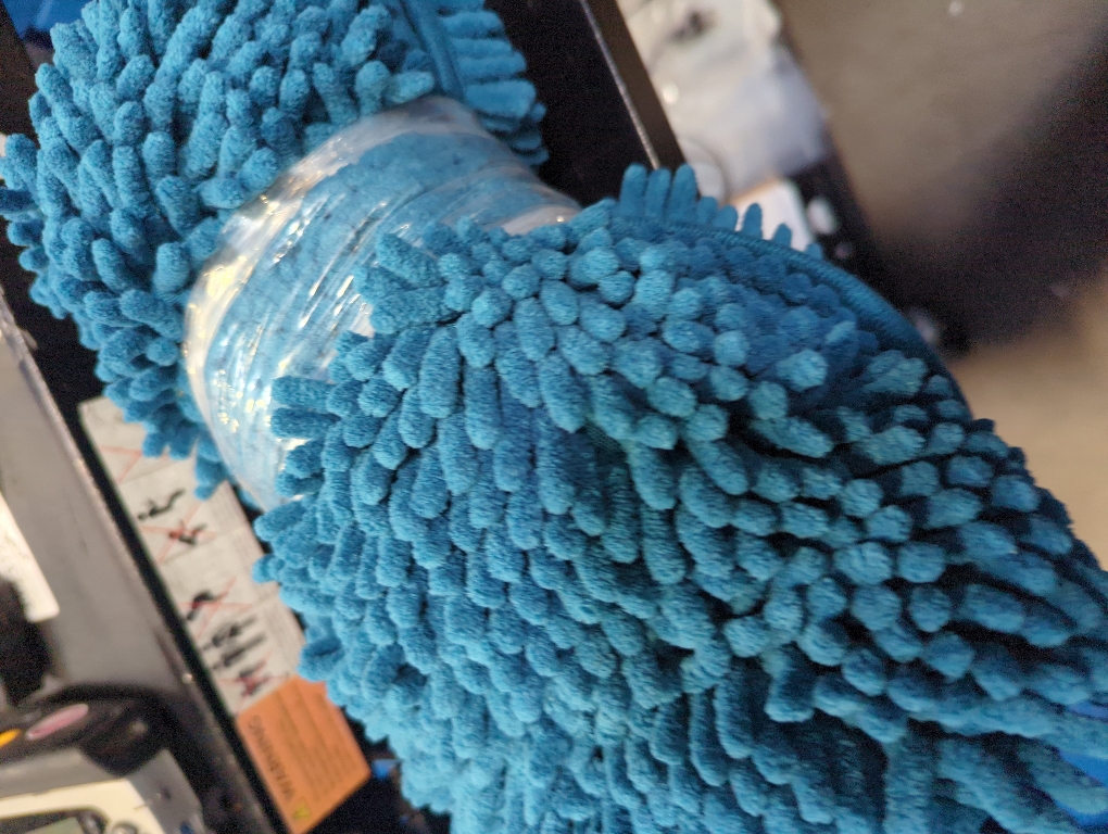 OLANLY Bathroom Rugs 30x20, Extra Soft Absorbent Chenille Bath Rugs, Rubber Backing Quick Dry, Machine Washable Bath Mats for Bathroom Floor, Tub and Shower, Home Decor Accessories, Peacock Blue