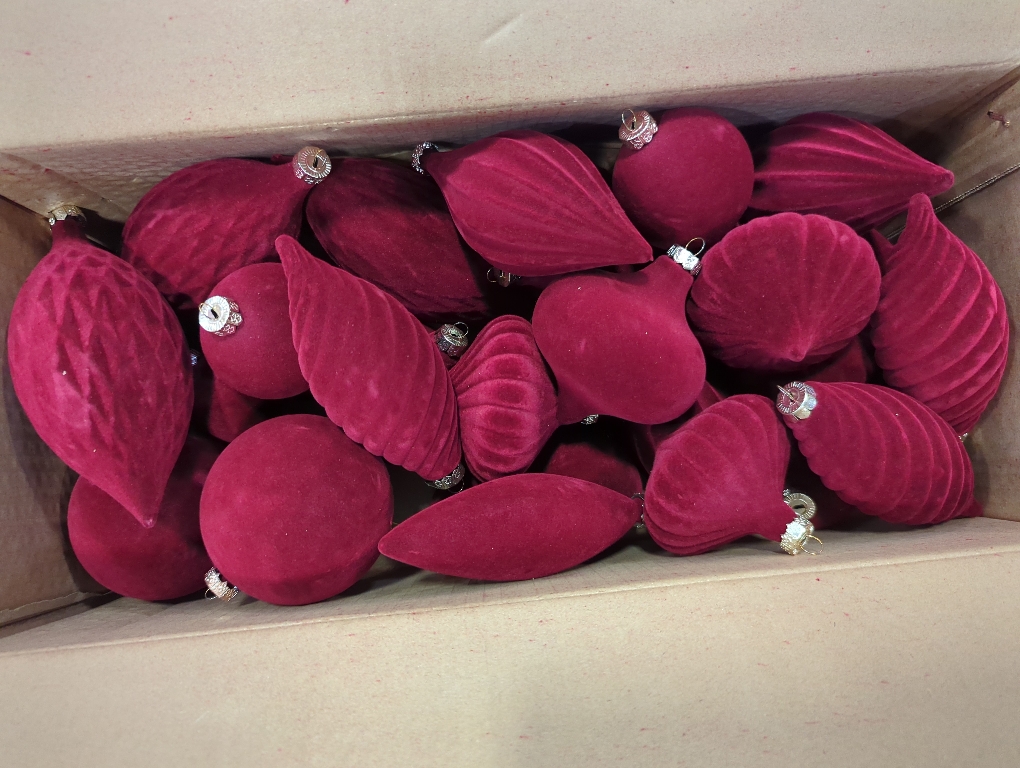 30PCS Burgundy Velvet Christmas Ornaments Various Shapes Flocked Ornaments for Christmas Tree Balls with Hanging Ropes, Shatterproof Plastic Balls Decorations for Holiday Party Indoor Home, Red