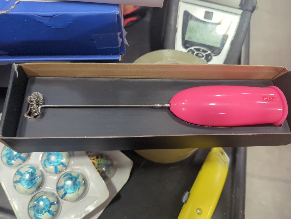 Color pink Bodum Schiuma Milk Frother Pink