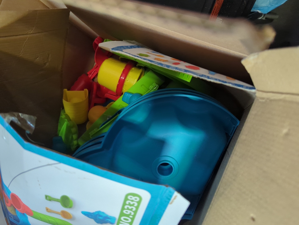 Lucky Doug Kids Sand Water Table Toys, 3 in 1 Sensory Activity Play Table for Toddlers Age 2-5