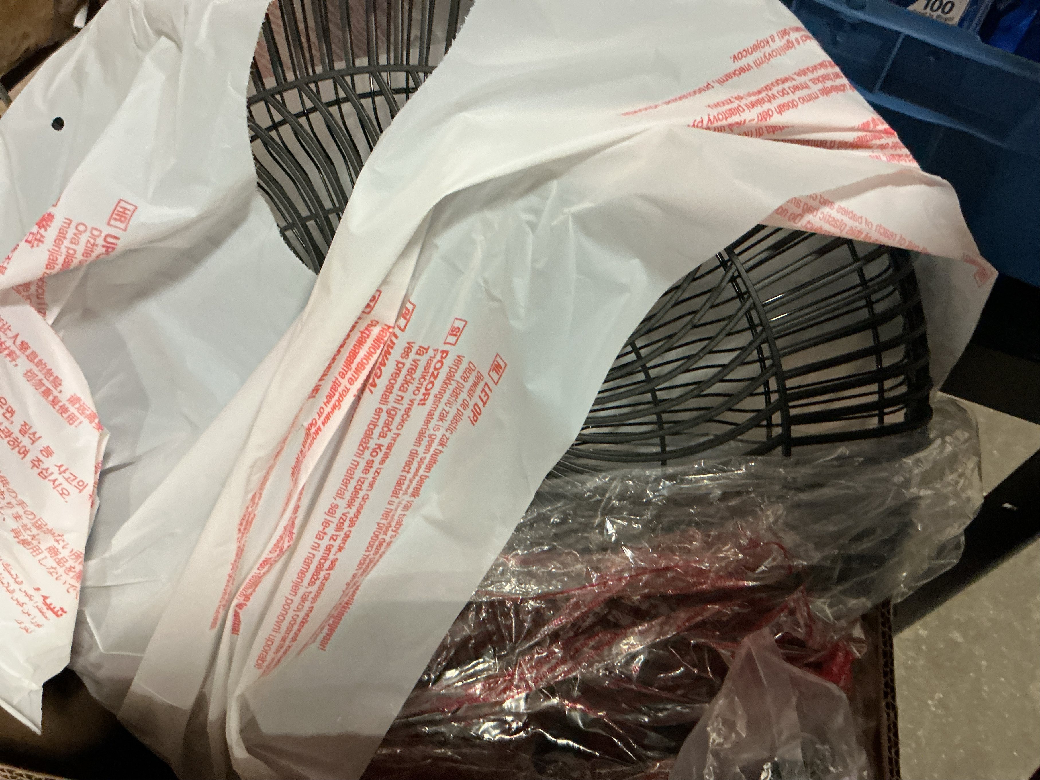 PELONIS Fan Portable 16 Inch Pedestal Fan, 3-Speed, 90 Oscillation, Adjustable Height, Standing Floor Fan for living room, bedroom, kitchen, and home office, Black, PFS40M2ABB