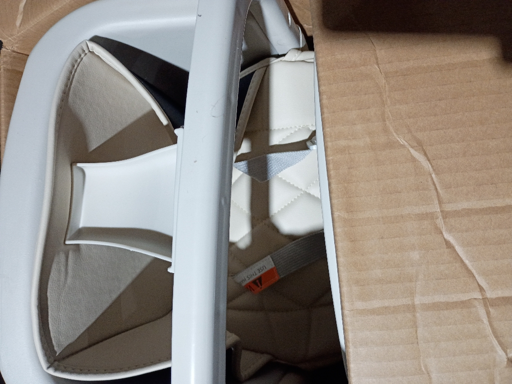Mallify 3-in-1 Wooden High Chair, Convertible High Chairs for Babies and Toddlers, Baby Highchair with Adjustable Legs & Dishwasher-Safe Tray, Sleek Hardwood & Premium PU Cushion, Beige