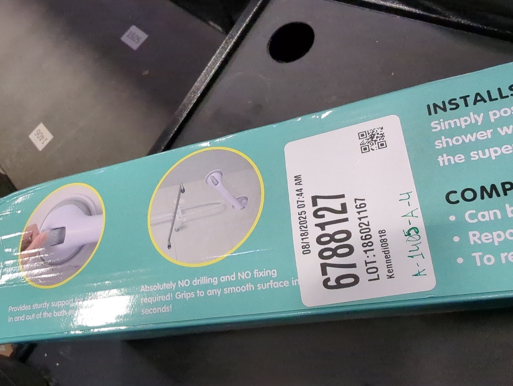 White 16 inch 2 Pack Shower Handle Strong Suction