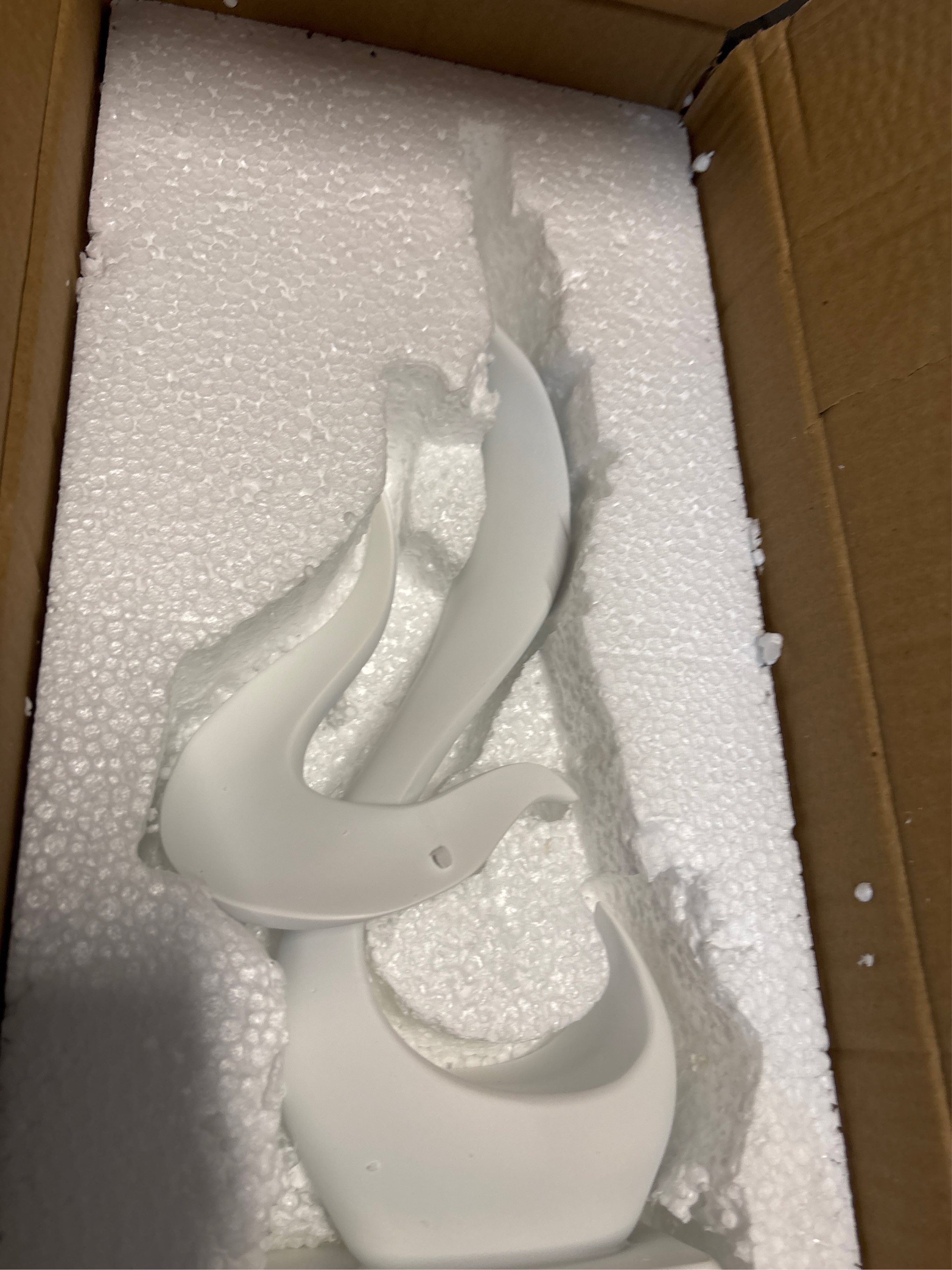 AWNR White Flame Abstract Sculpture Resin Art Statue Modern Home Decor for Living Room TV Stand Office Shelf Accents Minimalist Figurines Centerpiece Table Decorations