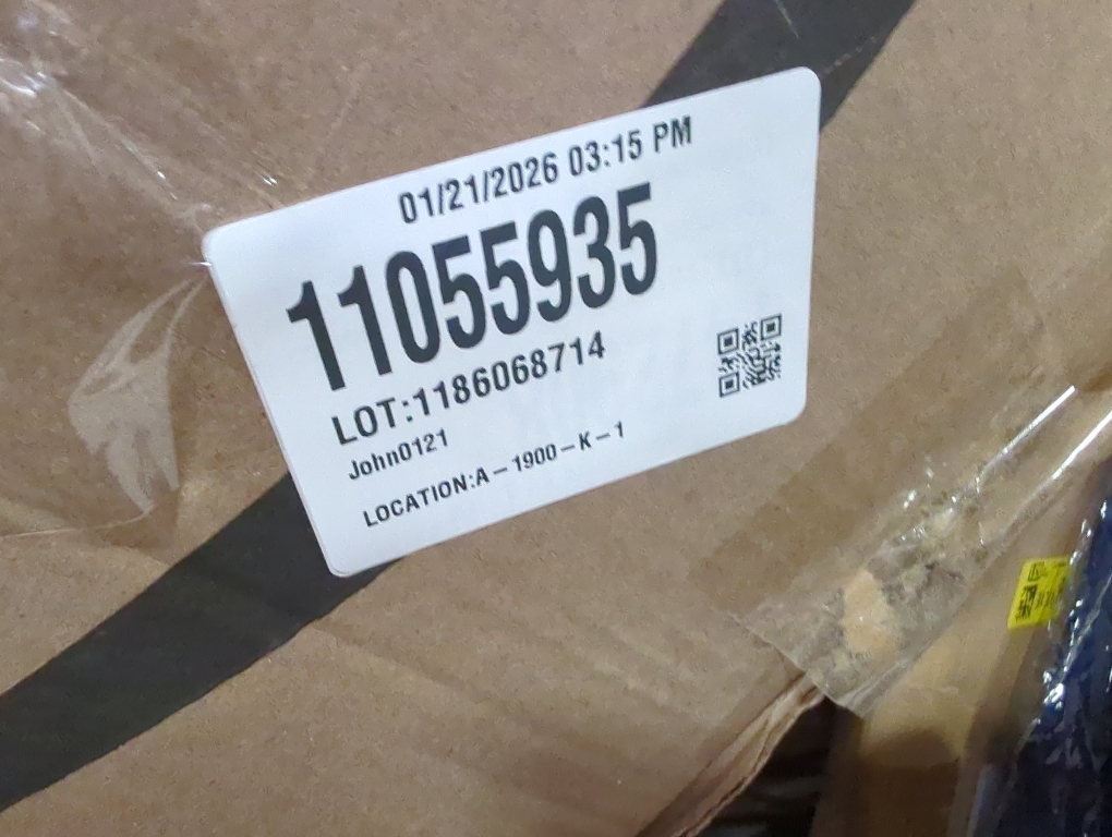 Size medium Color White Braided Striped Decorative Throw Blanket