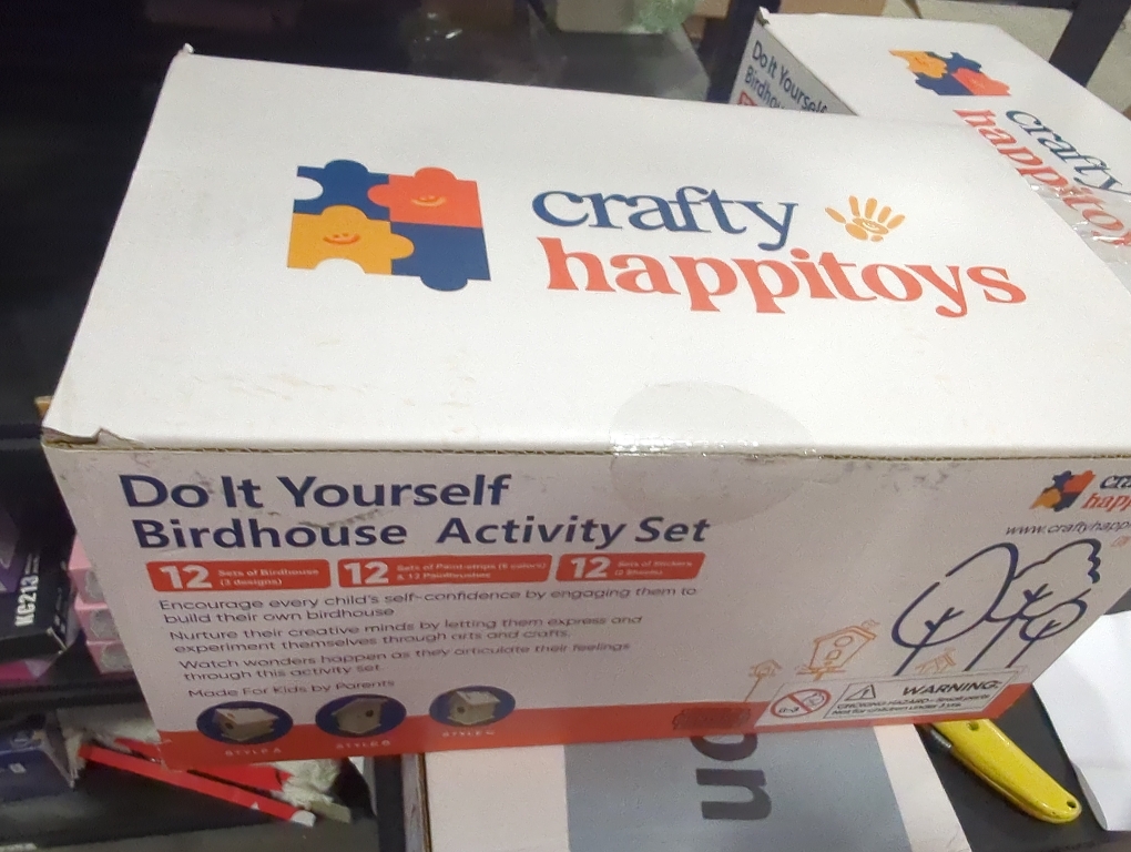 12 DIY Bird House Kits For Children to Build - Wood Birdhouse for Kids to Paint - Unfinished Bird Houses for Kids - Wood Craft Project Kits - Wooden Arts & Craft for Girls & Boys - Classroom Activity