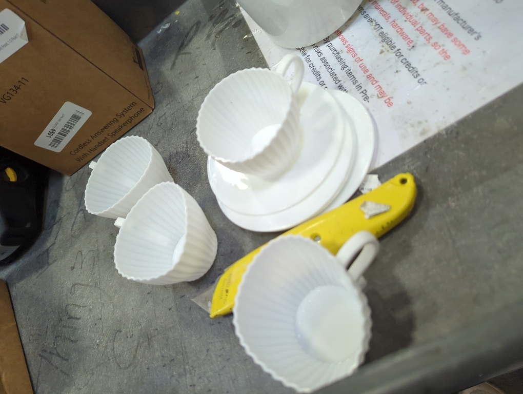 Evelots 12-Piece Silicone Teacup Cupcake Molds, 6 Cups & Saucers, BPA-Free