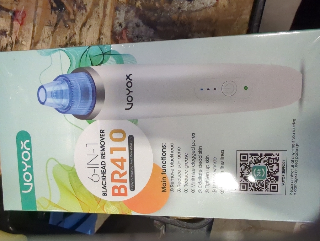 VOYOR Blackhead Remover Pore Vacuum - Electric Face Vacuum Pore Cleaner Acne White Heads Removal with 6 Suction Heads (BR410)