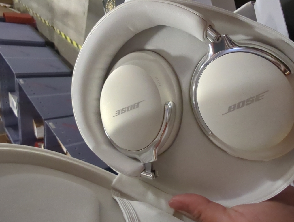 Bose QuietComfort Ultra Bluetooth Wireless Noise Cancelling Headphones - Diamond 60th