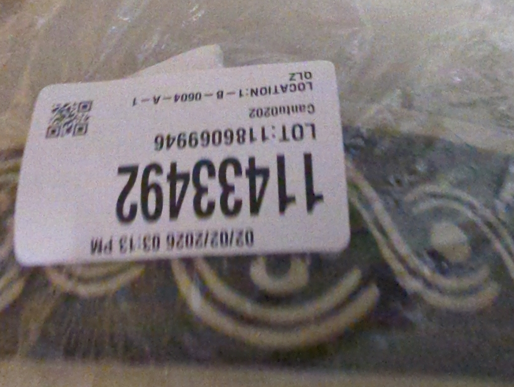 Yimobra Chenille Bathroom Rugs Non Slip, Extra Thick Soft Absorbent Bath Rug Medium Machine Washable Quick Dry Bath Mat for Bathroom Floor, Tub and Shower, Home Decor Accessories, Camel