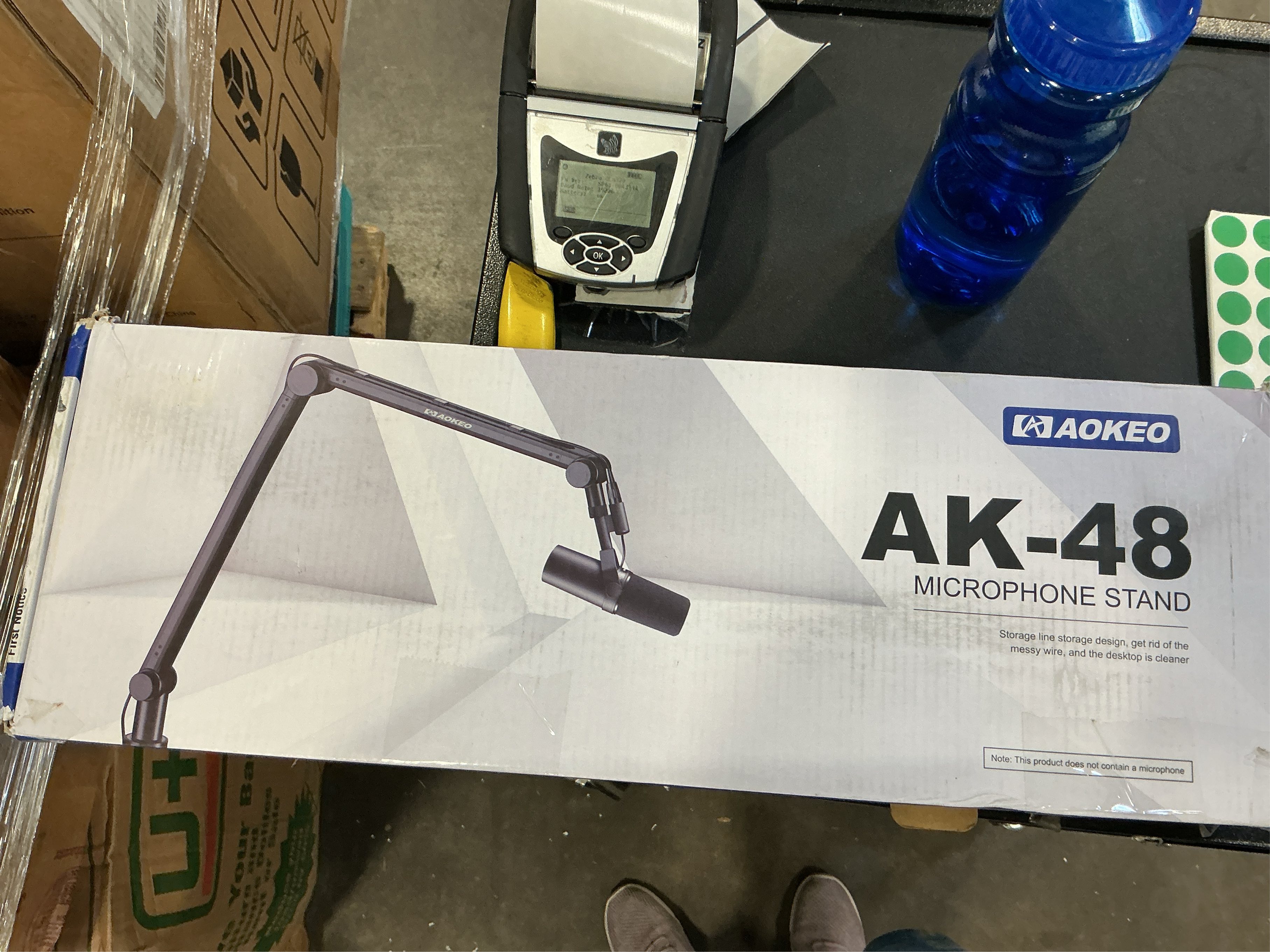 Microphone Arm,Aokeo AK-35 Microphone Desk Stand-Microphone Suspension Boom Scissor Arm Stand For Blue Yeti,Blue Snowball iCE,QuadCast,Elgato