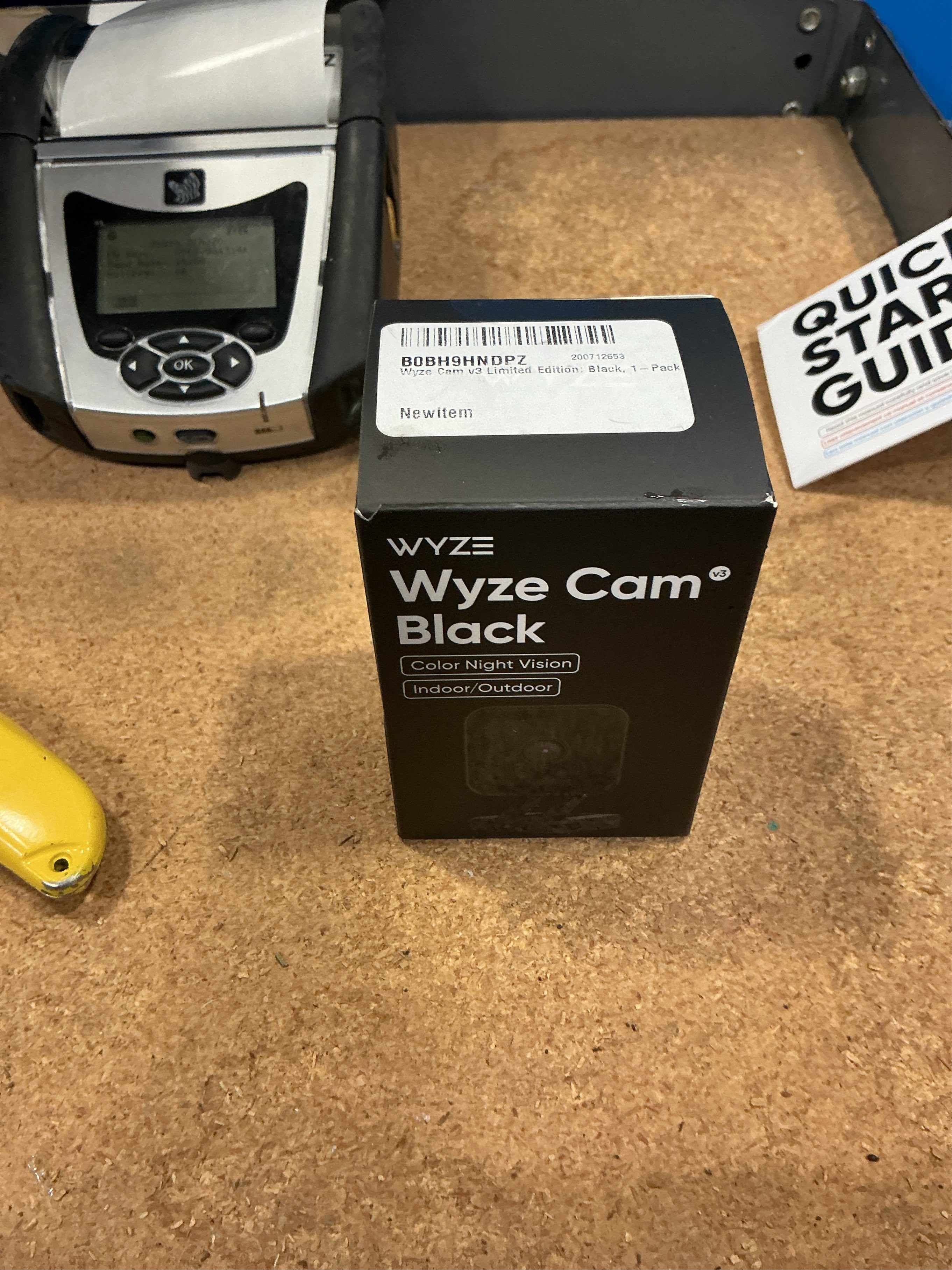 Wyze Cam v3 Color Night Vision CCTV surveillance camera Black