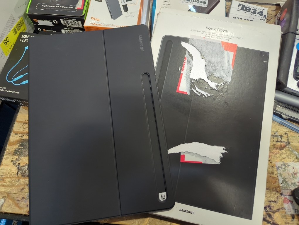 Samsung Galaxy Tab S8 and Tab S7 Book Cover Keyboard Slim, Tablet Screen Protector, Lightweight, Mobile Workstation, US Version, Mystic Black