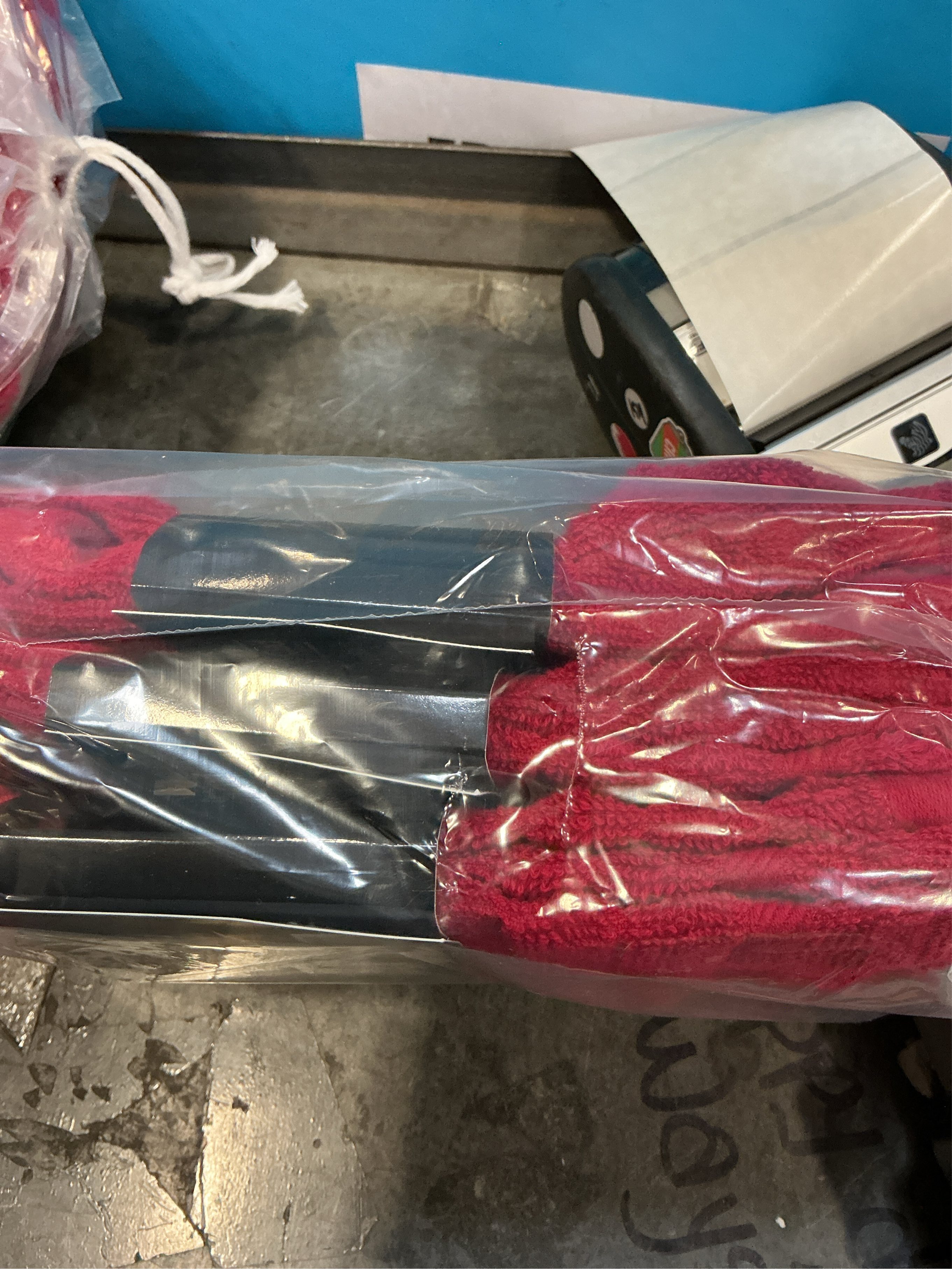 All-Clad Solid Kitchen Towel: Highly Absorbent, Super Soft Long Lasting - 100% Cotton, 17x30 Tea Towel for Cleaning & Drying Dishes, Pans, Glassware, or Countertops, (1-Pack), Chili