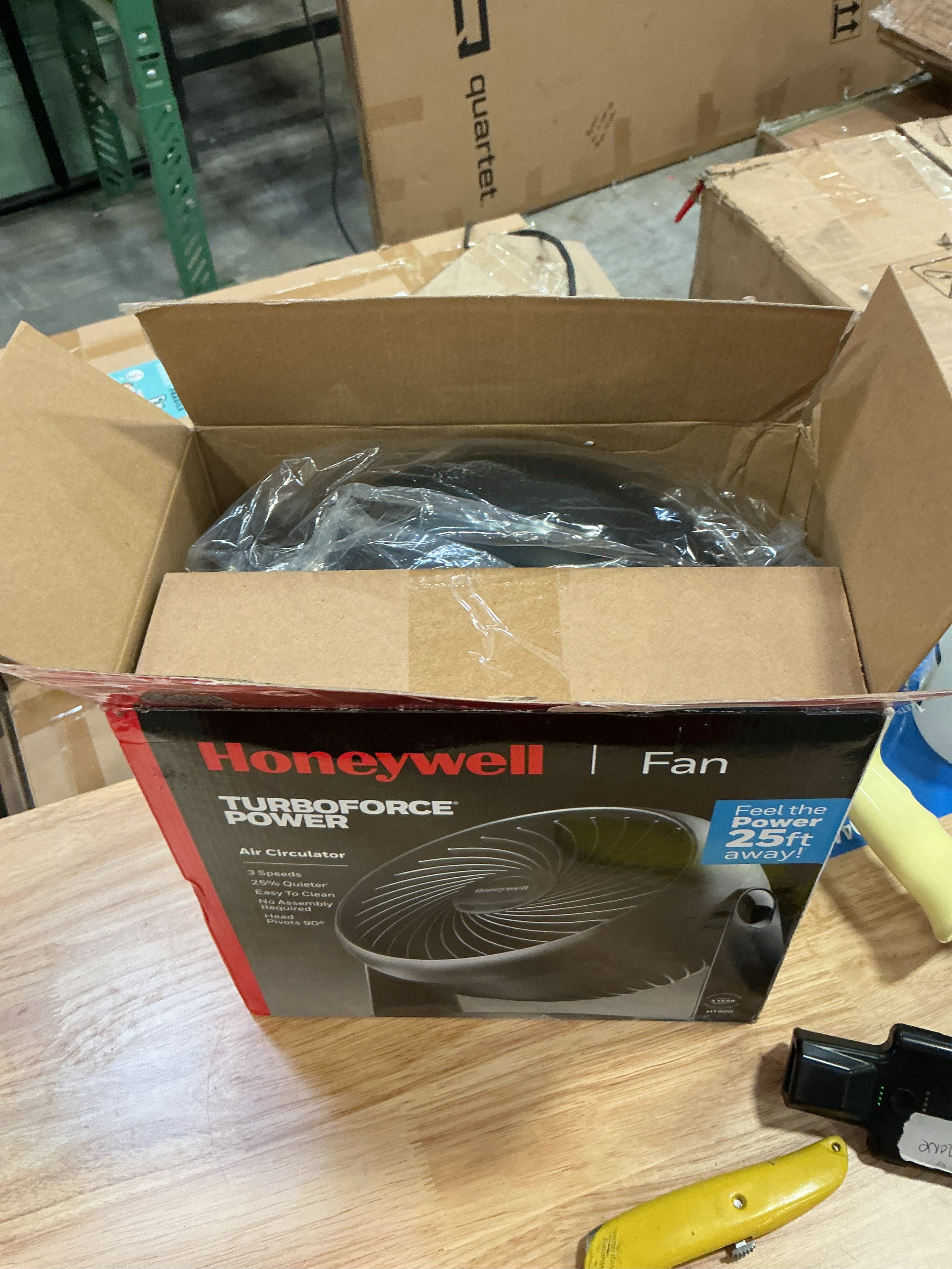 Honeywell TurboForce 11.3 in. H 3 speed Air Circulator Fan