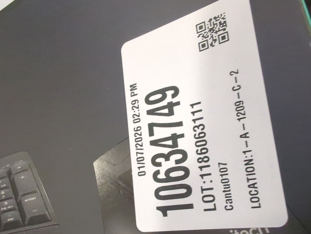 Logitech MK850 Performance Wireless Keyboard and Mouse Combo